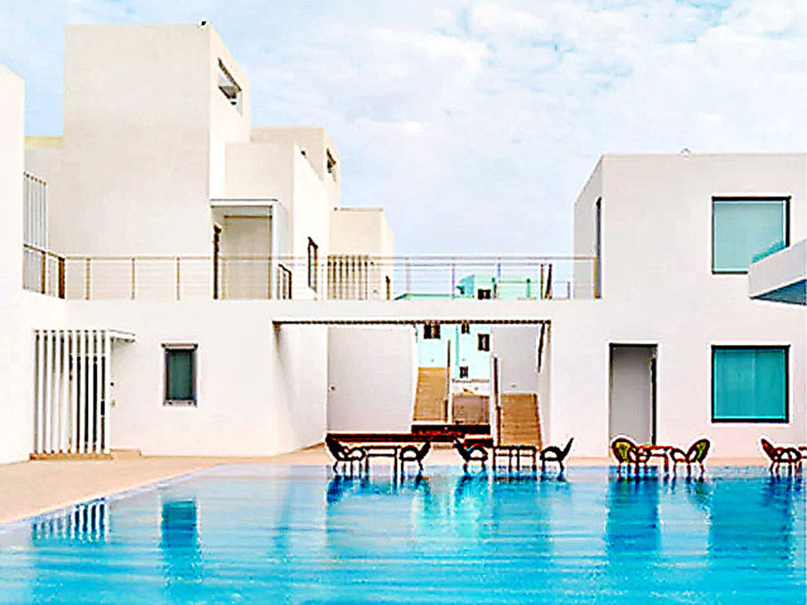 ■Cape Lounge白色建築曾獲獎。