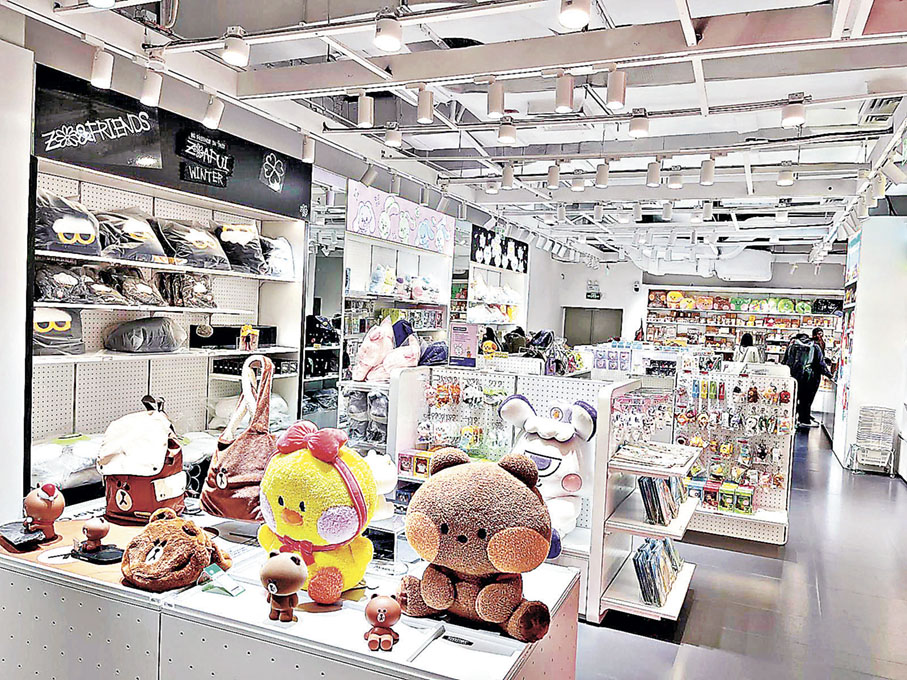 ■LINE FRIENDS以熊大不同周邊產品吸客。