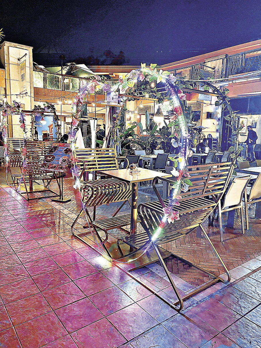 ■心形情侶座椅