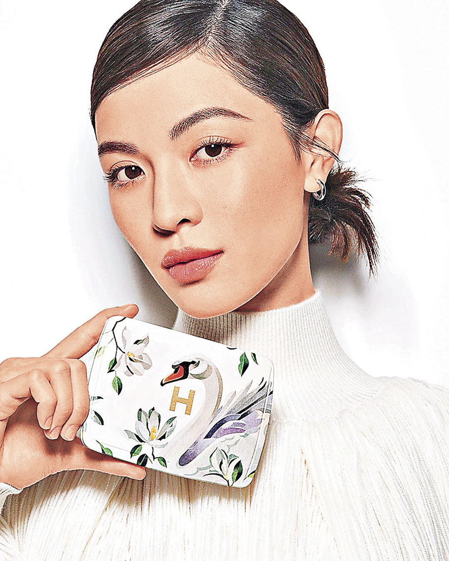 ■HOURGLASS推出一系列動物彩盤。