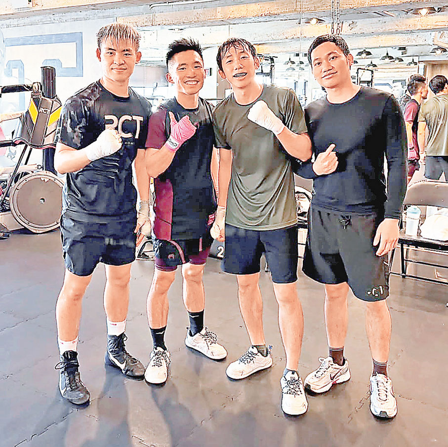 ■潘啟情（左二）將與曹星如（右二）遠征菲律賓。 潘啟情Ig圖片