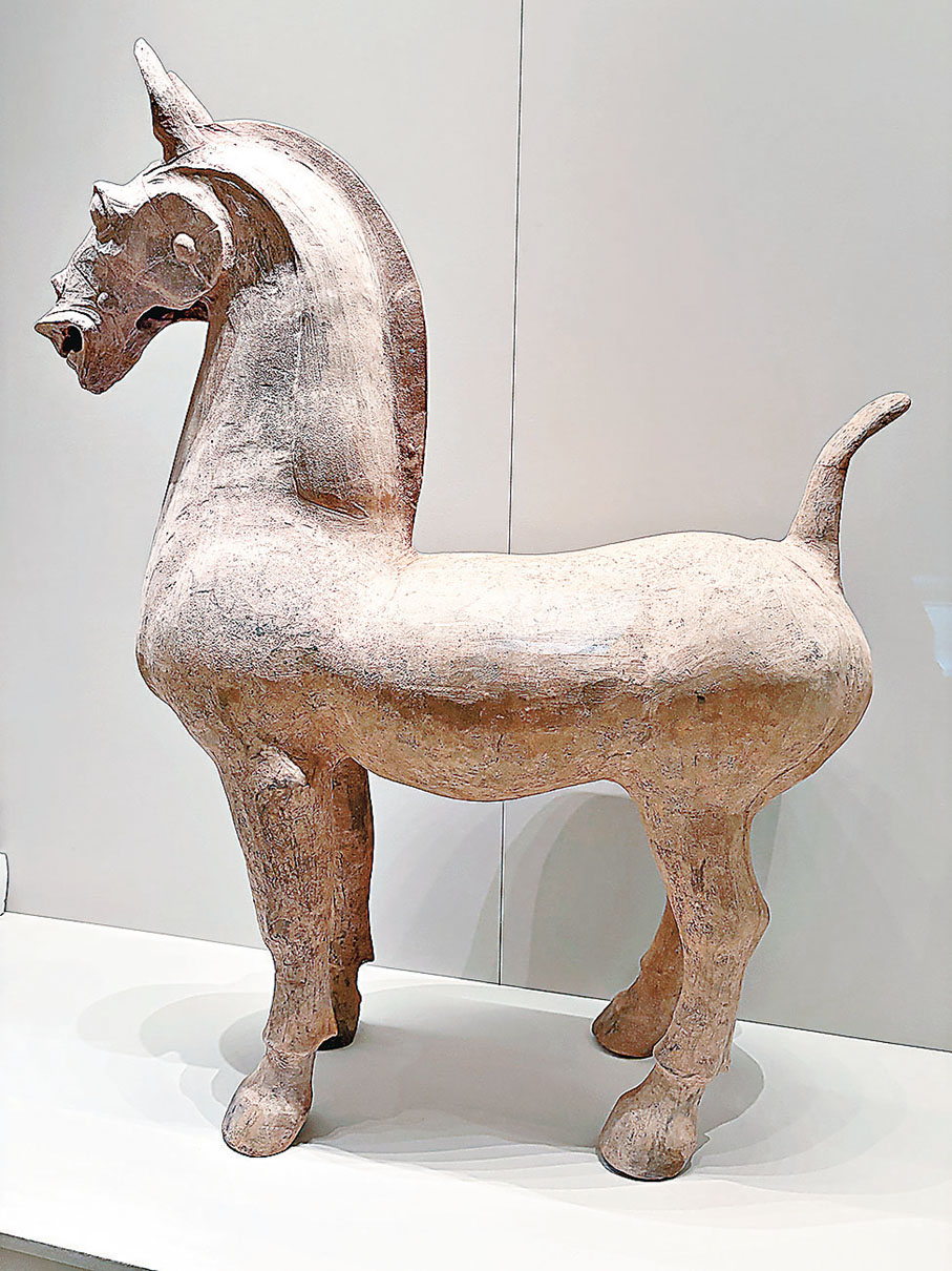 ■雕像馬活靈活現。