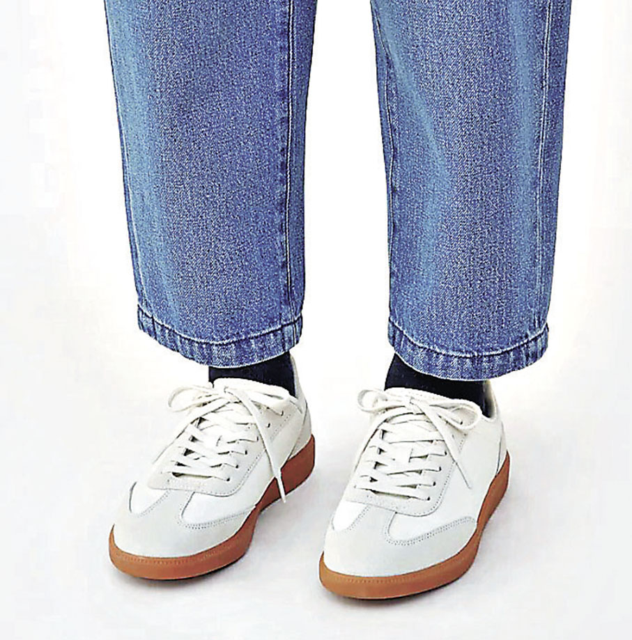 ■Decathlon休閒鞋款式百搭。