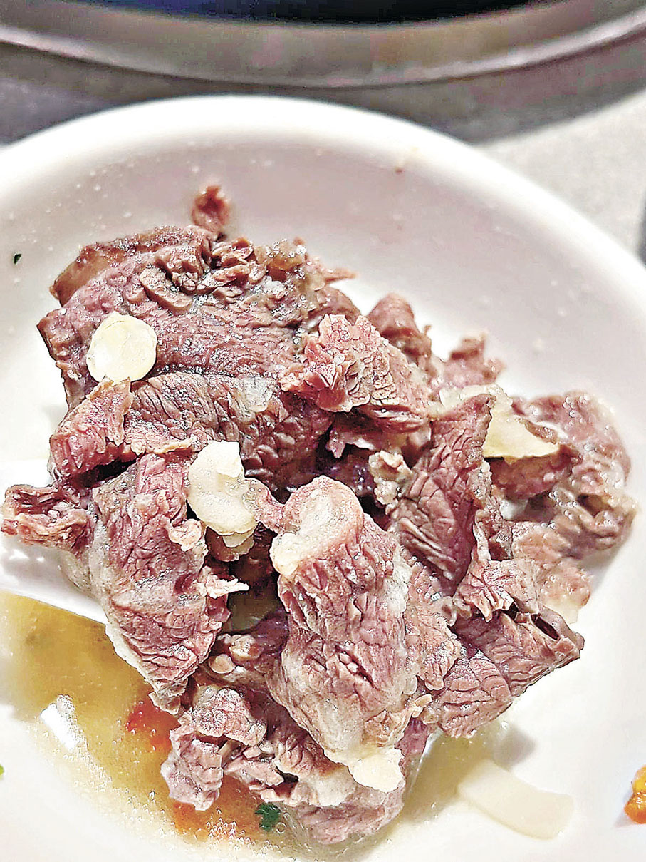 ■五花趾筋膜層次分明，爽脆又彈牙。