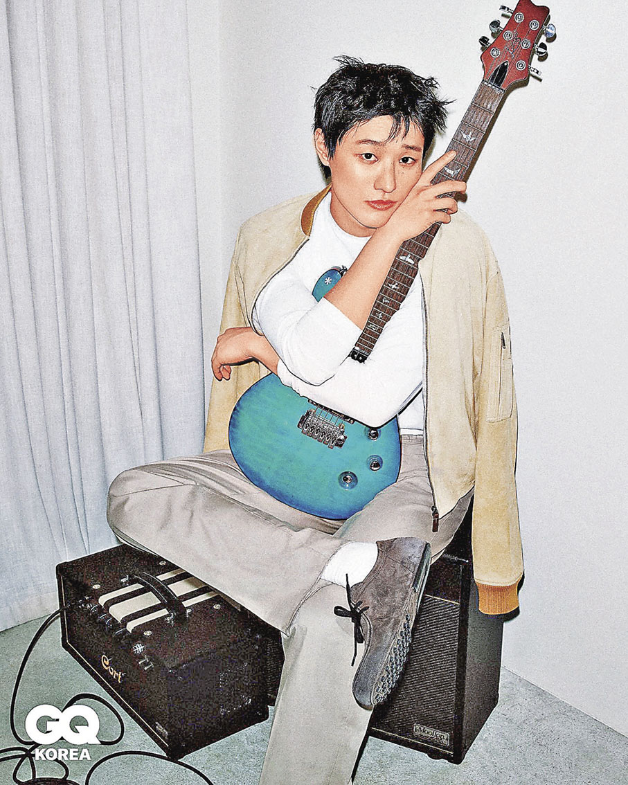 ■WOODZ是韓國大熱唱作歌手。