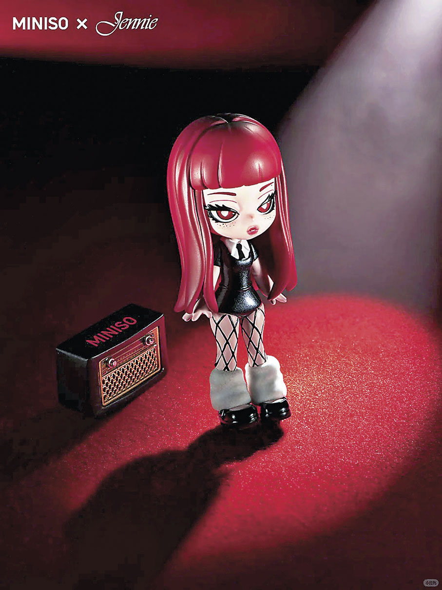 ■Jennie Ruby立體吊卡。