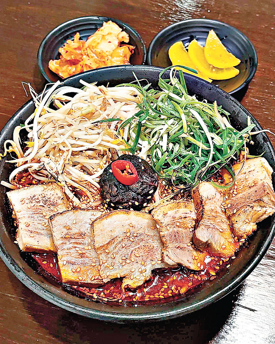 ■濟州島黑毛豬肉最啱燒烤和火鍋。