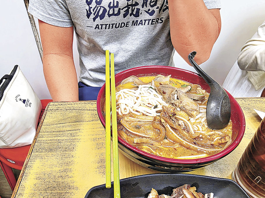 ■大佬每次吃雲貴風都會配上雞肉、豬脷及豬耳。
