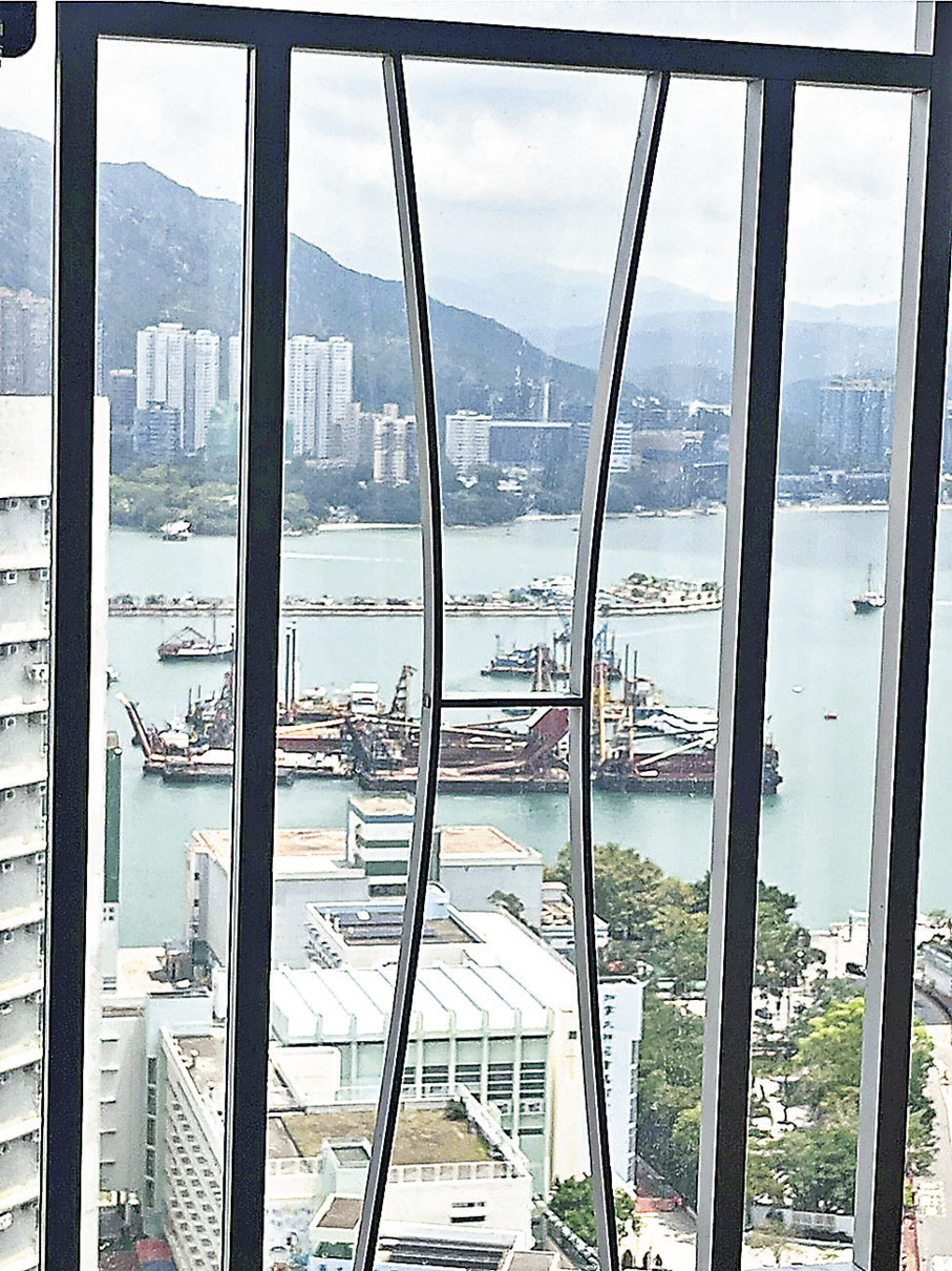 ■單位望屯門碼頭海景。