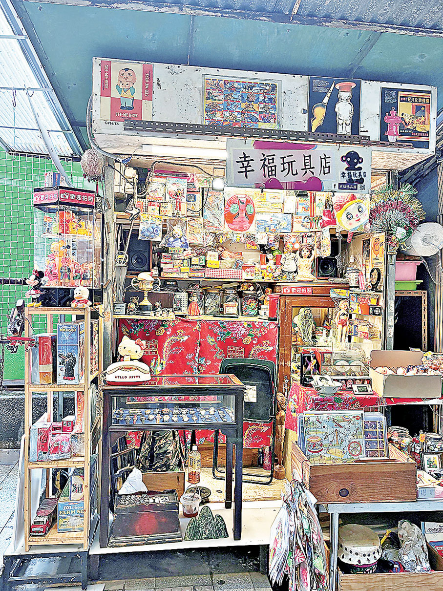 ■滿屋的懷舊玩具。