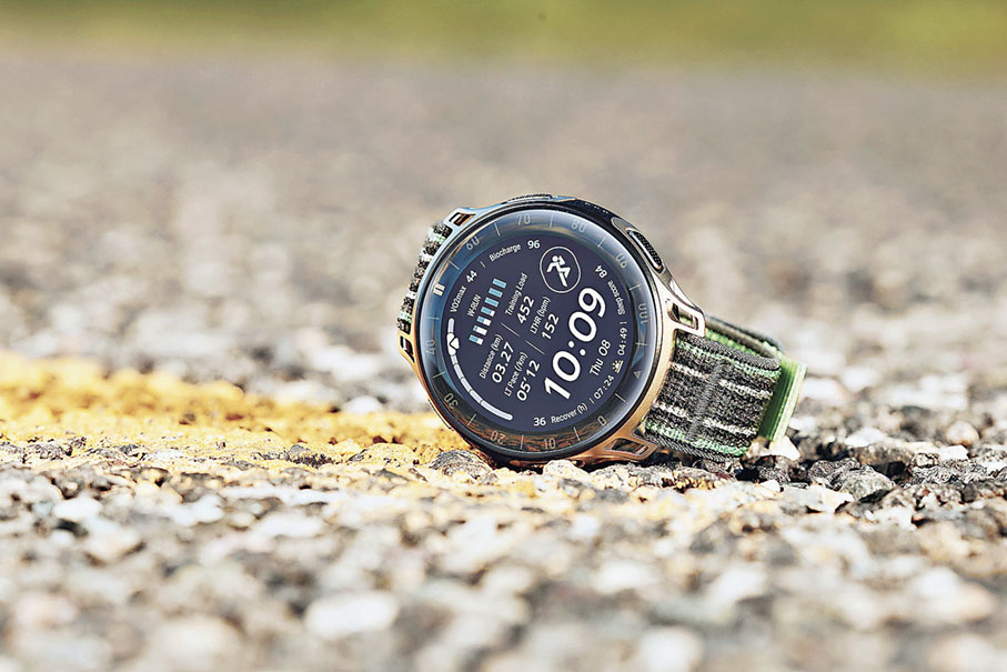 ■Amazfit Cheetah 2 Pro不含錶帶僅重45.6克。