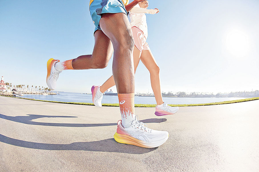 ■ASICS為四對經典跑鞋推出全新配色「Sunny Sizzle」。