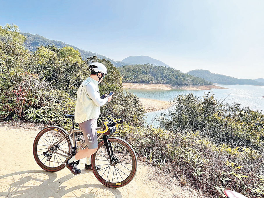 ■大欖涌水塘越野單車徑沿途可欣賞水塘美景。