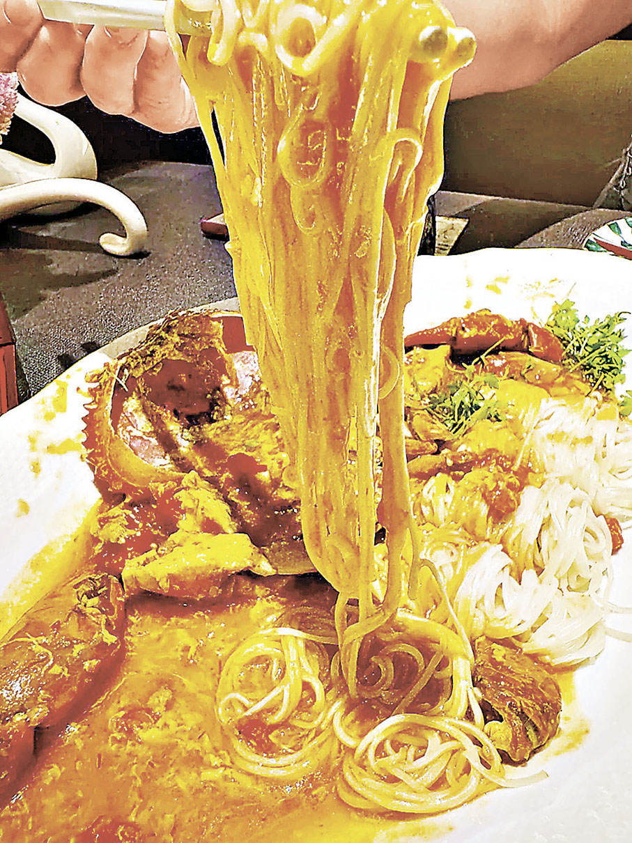 ■膏蟹滿滿蟹黃及蟹肉，睇見都流口水。
