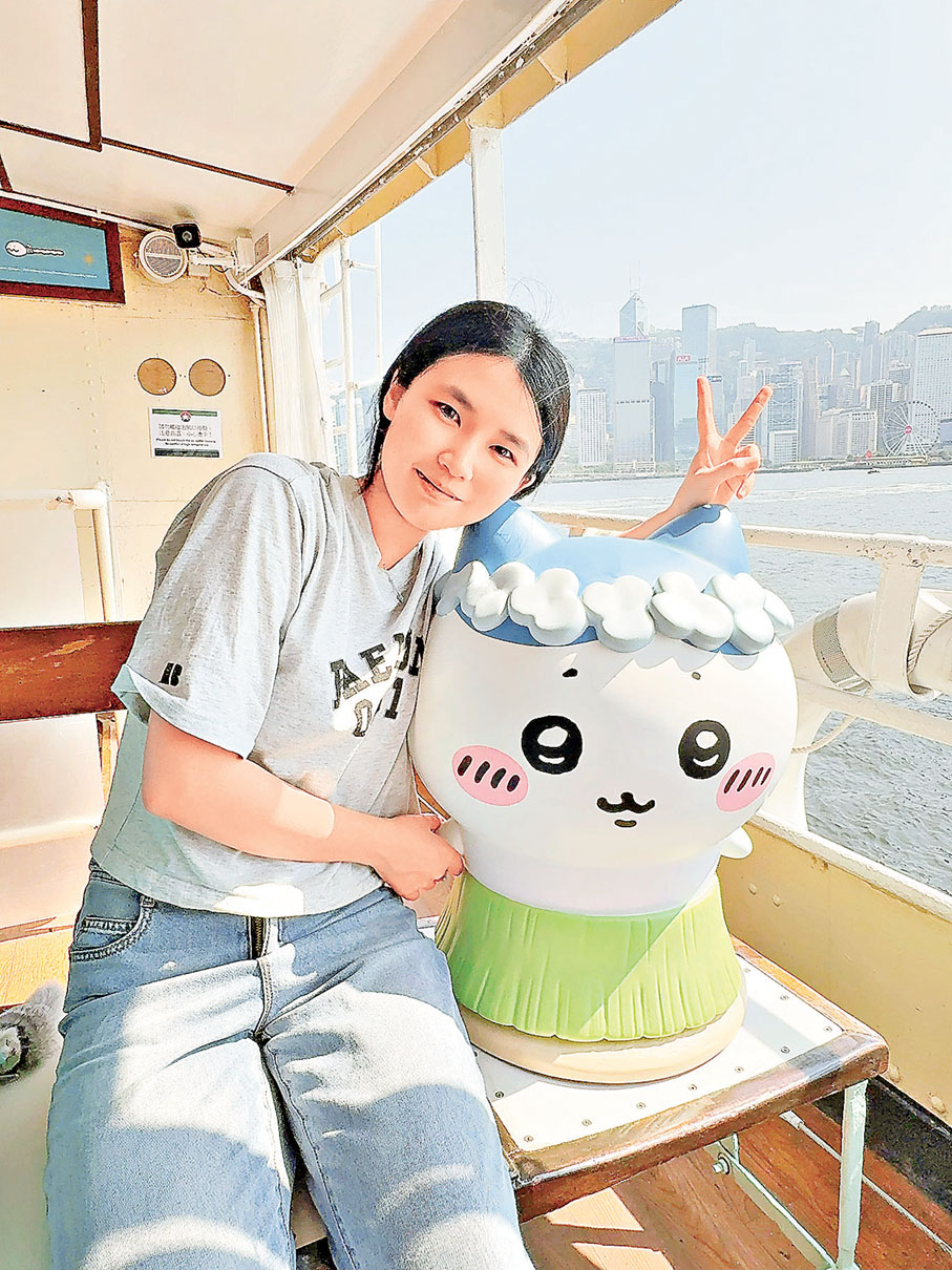 ■打卡草裙版小八。