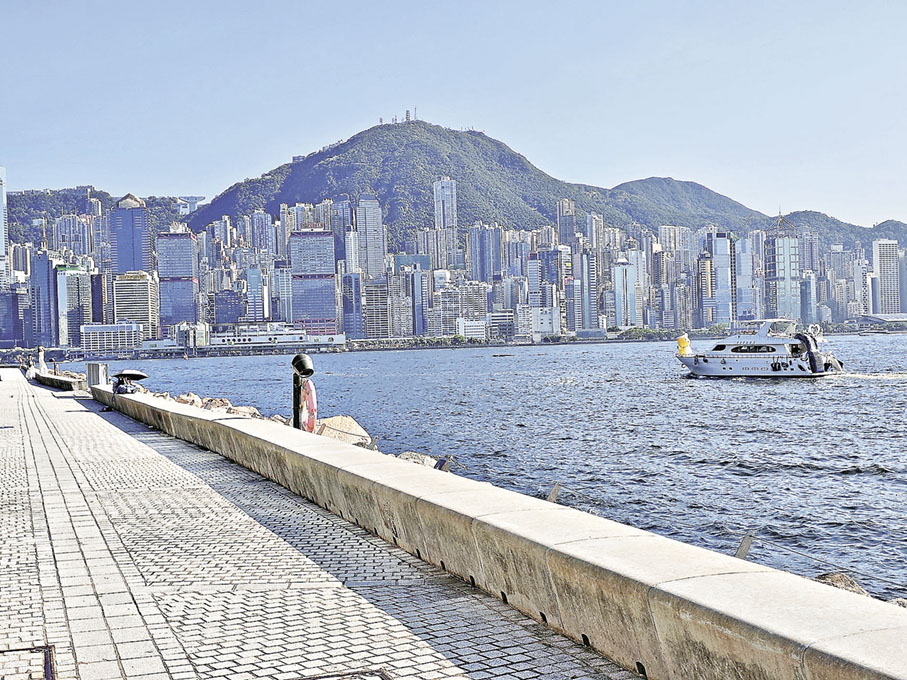 ■西九海濱長廊可遠眺港島景色。