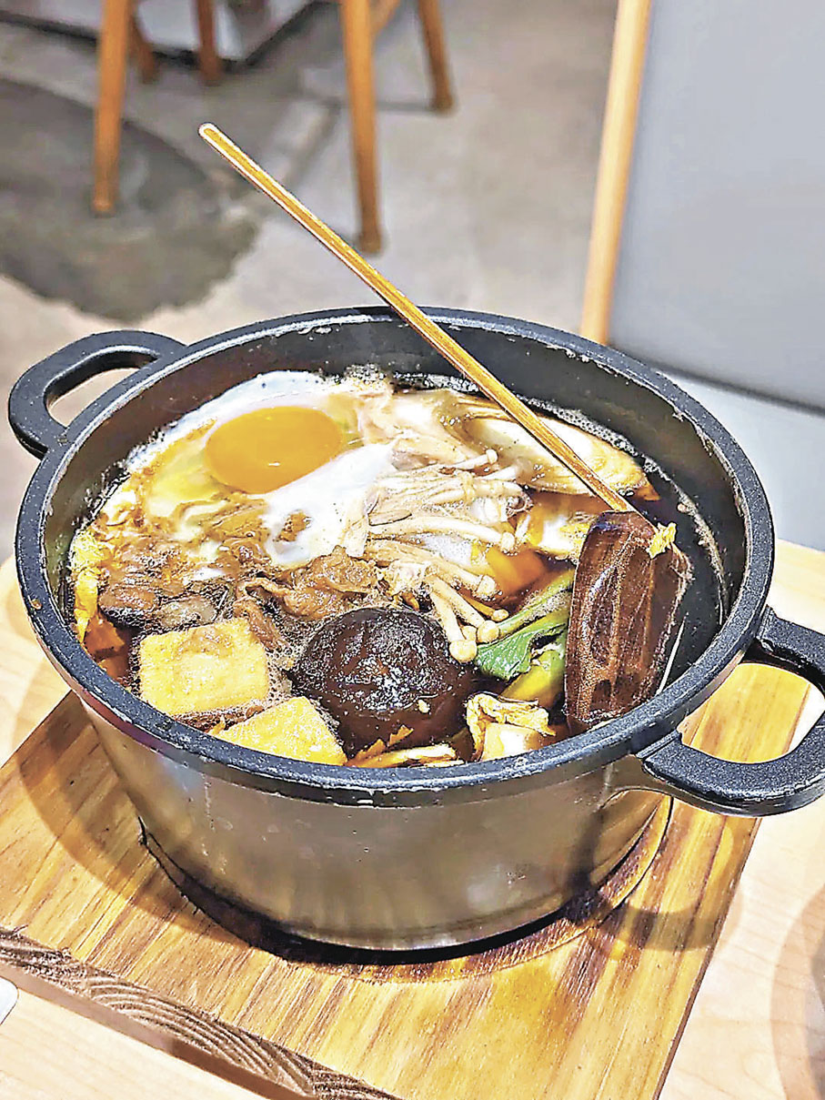 ■湯底由日本醬油、味醂與高湯調配而成。OpenRice@manwairachael