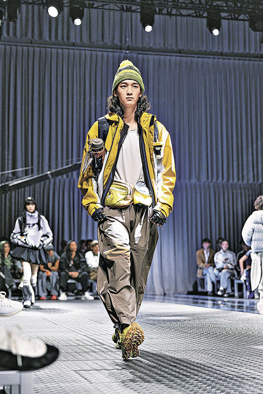 ■時裝展發布品牌多個系列的2027年春夏新品。