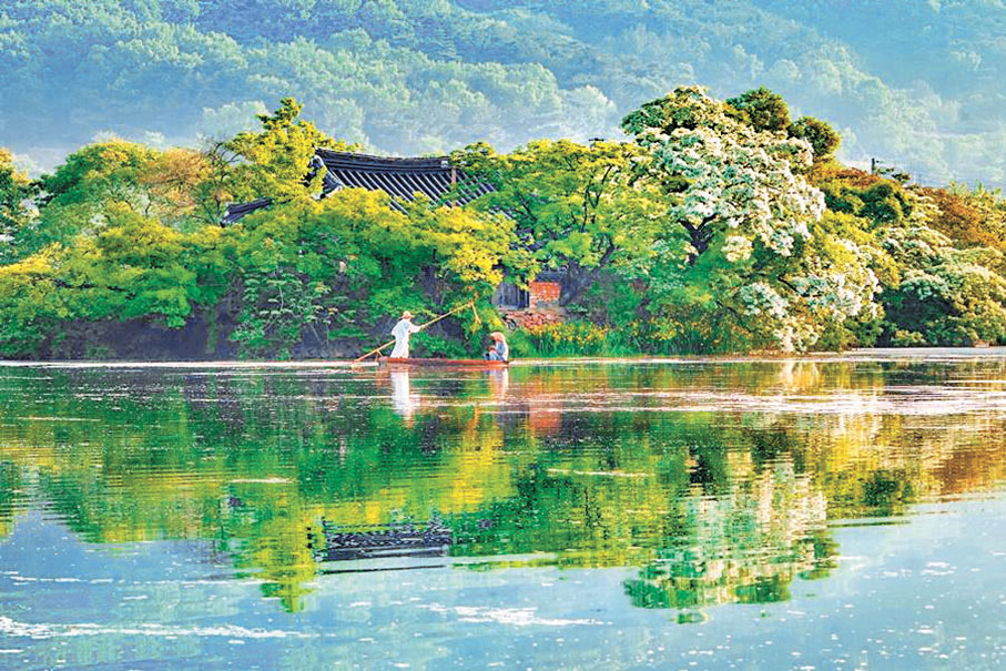 ■位良池景色美麗動人。