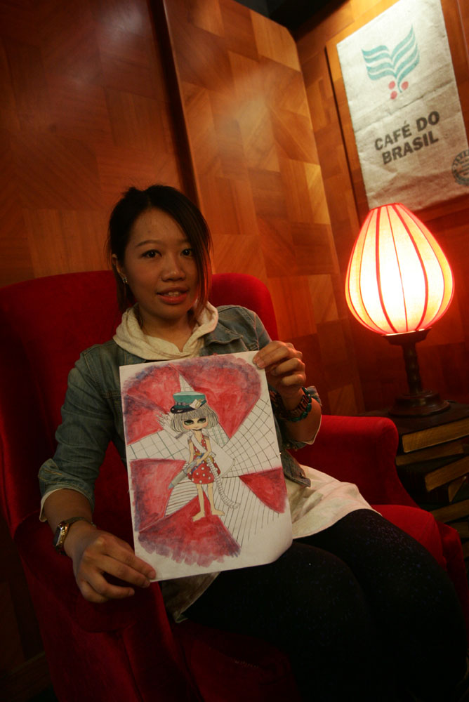 　　□曾經有多少人懷抱理想，但最後隨着時間流去和現實的磨蝕，只能埋藏在心底。不論藝術家、運動員、科學家，能夠有機會實踐理想，並一直堅持，是一種無價的幸福。80後的吳惠芳在「搵錢至上」的香港，選擇用畫筆，向成為出色的插畫師的目標奮鬥；她相信，只要「畫得愈多，便與夢想更加近」。\本報記者 文：陳耀強 圖：杜漢生