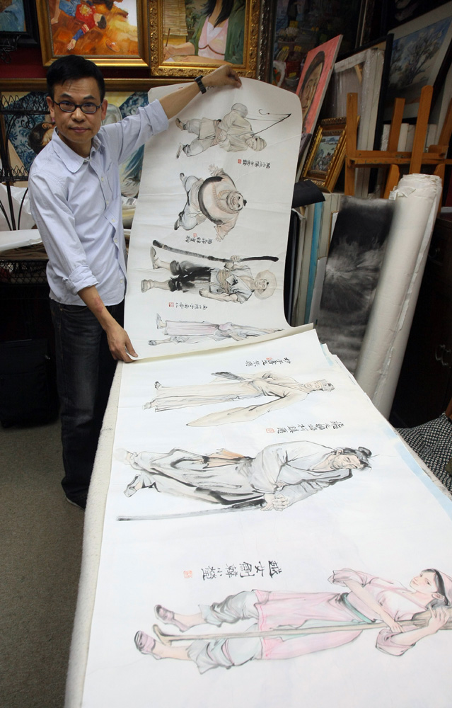 　　□做畫家最忌諱的是故步自封、人云亦云，中國乃至世界的畫家，被記住名字的能有幾個？被稱為彈丸之地的香港，卻總還是有一些畫家「任意妄為」的創新、「肆無忌憚」的挑戰新領域。李志清的漫畫，在香港算是數一數二，然而他沒有選擇留守，他選擇向前。「心境變了，眼界開闊了，作品自然有了新的悟性。」文：王欣\圖：黃洋港攝、受訪者提供