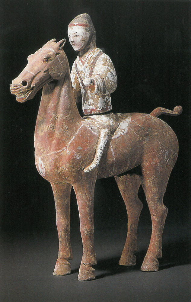 漢代灰陶騎馬俑/李英豪- 大公報