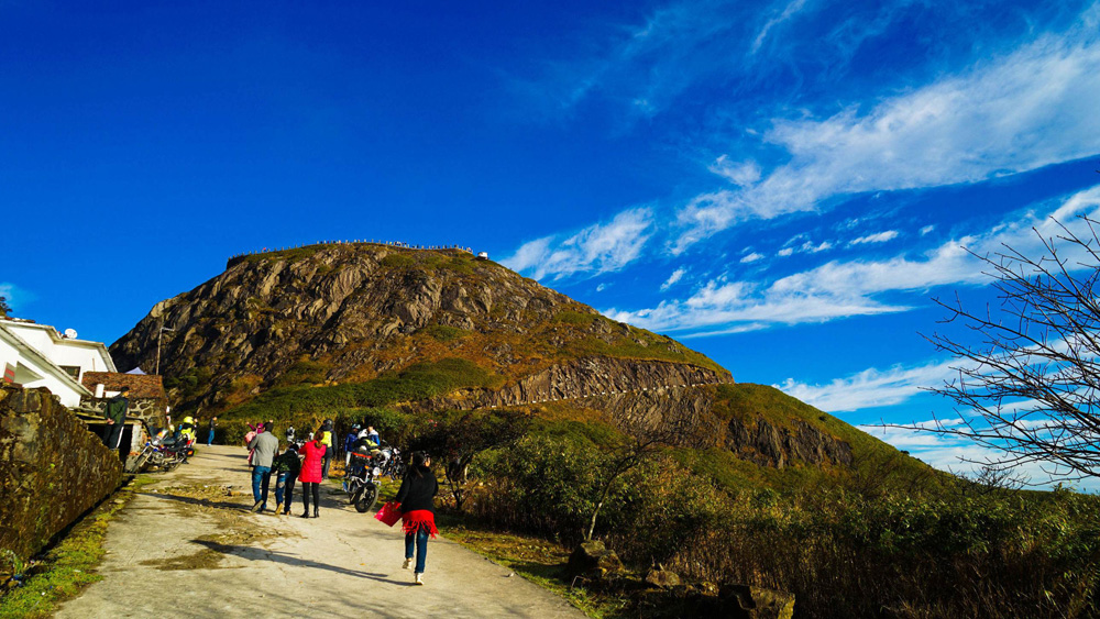 　　圖：石坑崆有「廣東第一高峰」之稱\資料圖片