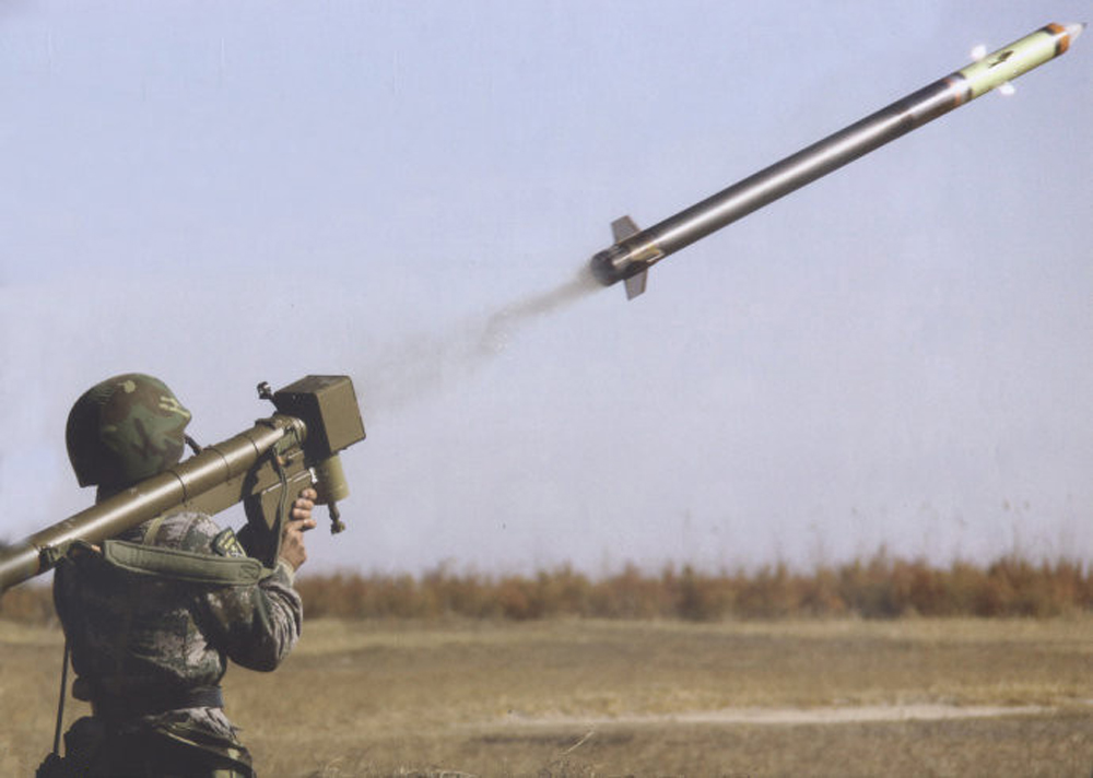 　　圖：擊落彩虹-4B的飛弩-6防空導彈是中國自主研製的便攜式防空導彈  網絡圖片