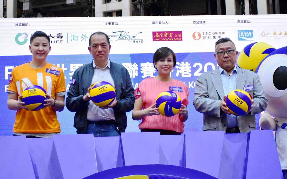 　　圖：張磊（左一）、吳守基（左二）、何仲浩（右一）在記者會上合照\大公報記者張銳攝