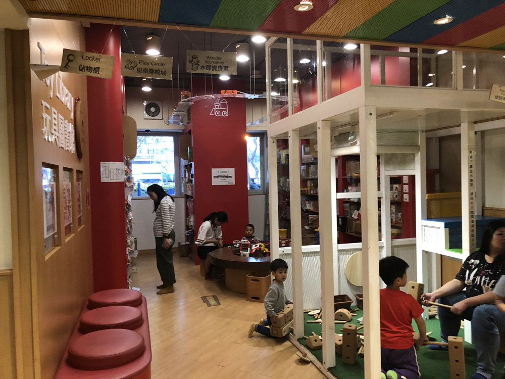 　　圖：基本上，萬象館每個角落都可以讓小朋友玩