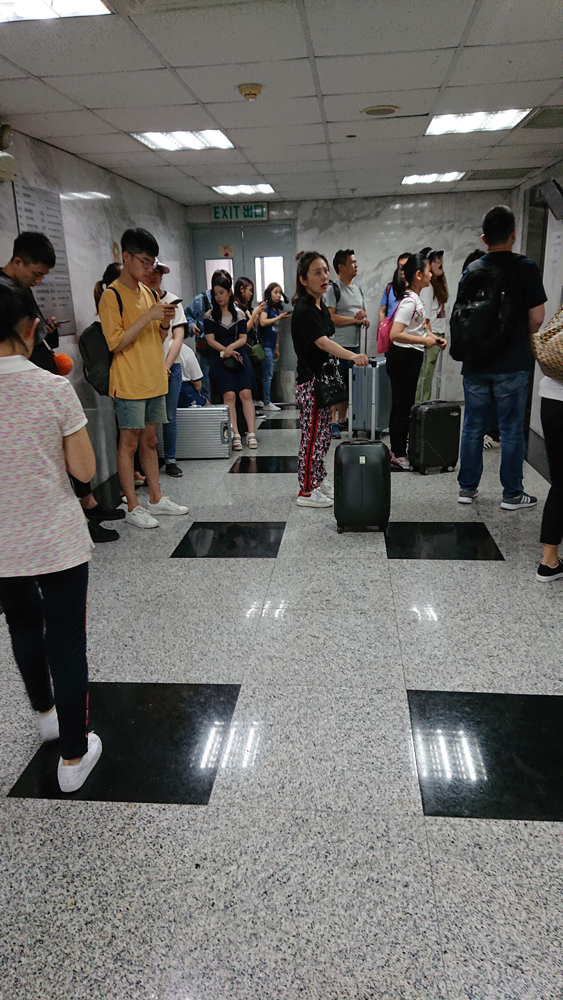 　　圖：記者日前直擊，許多內地旅客預約在五一黃金周來港打HPV疫苗