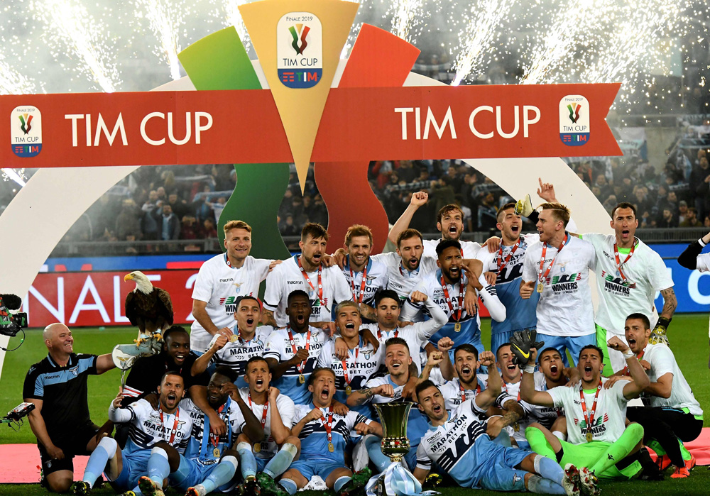 　　圖：拉素球員合影威水相 法新社