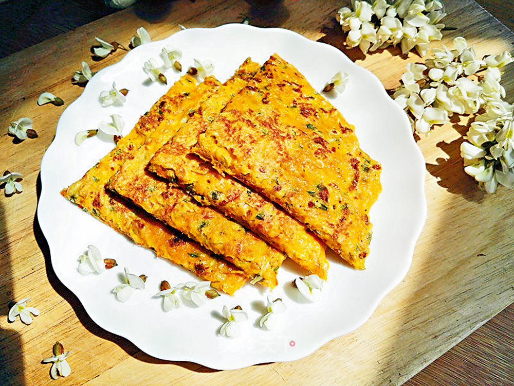 　　圖：槐花餅正是五月當季美食\資料圖片