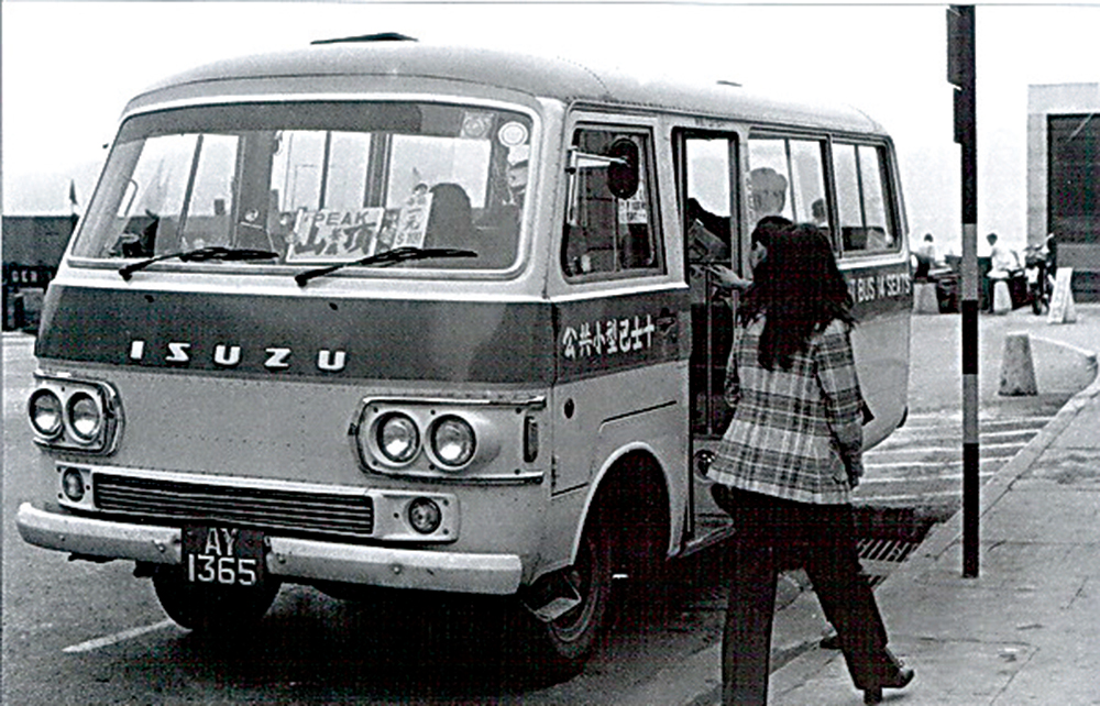 　　圖：在七十年代初期行走的其中一款「熱狗」小巴\作者供圖