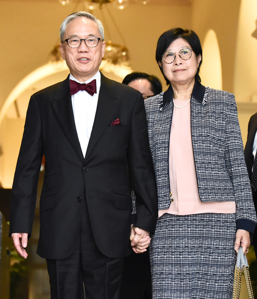 　　圖：曾蔭權前年被裁定公職人員行為失當罪成，他不服定罪上訴至終審法院，昨日終院撤銷其定罪及判刑，亦毋須重審\資料圖片