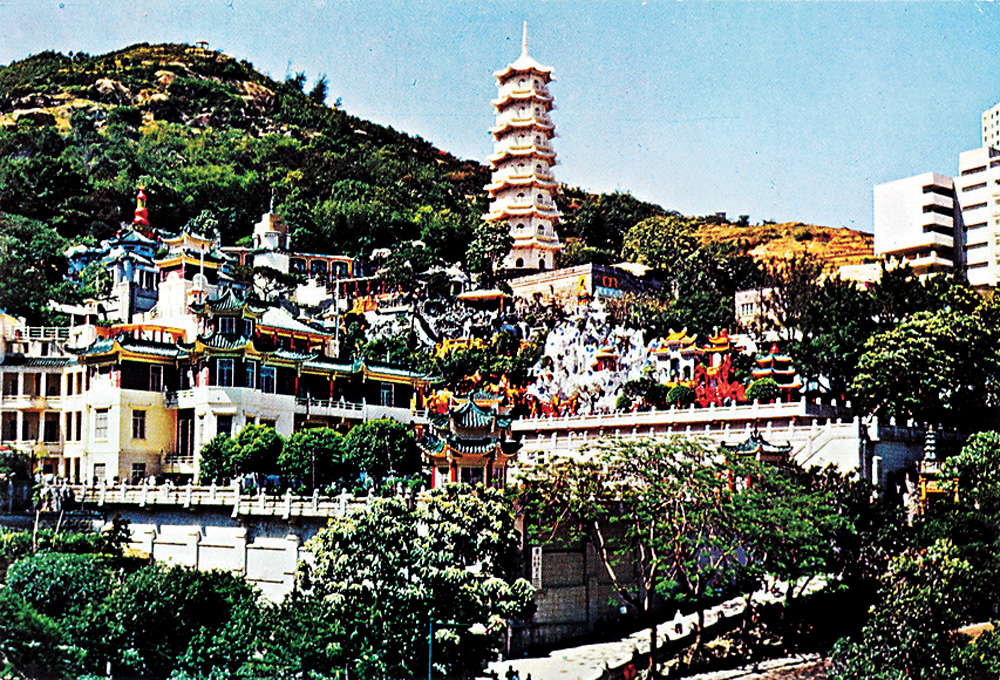 　　圖：虎豹別墅及萬金油花園的舊照 資料圖片