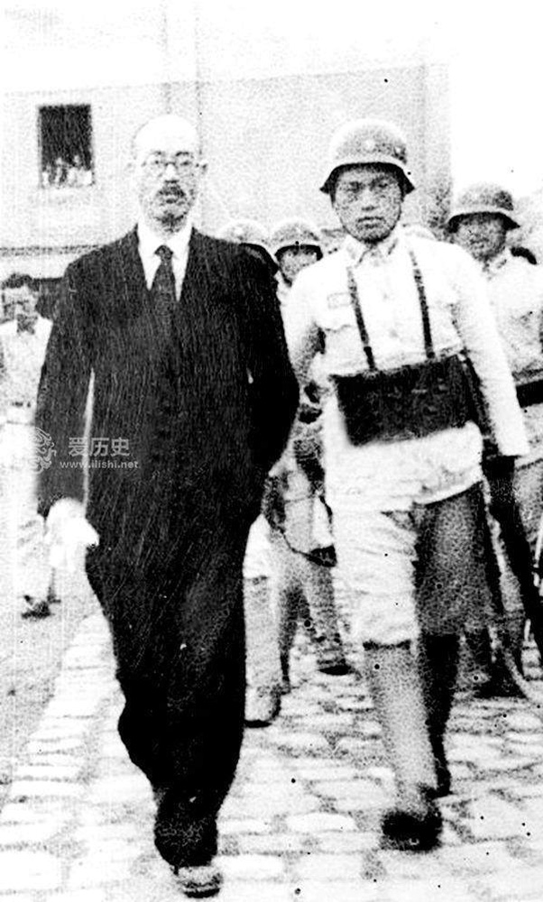 　　圖：1946年9月13日下午4點，酒井隆被押赴刑場/受訪者供圖