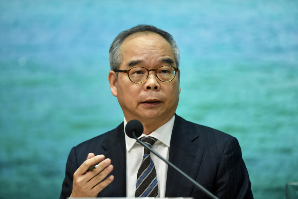 　　圖：劉江華表示，官員落區與各階層對話，會有公開報名予市民參加