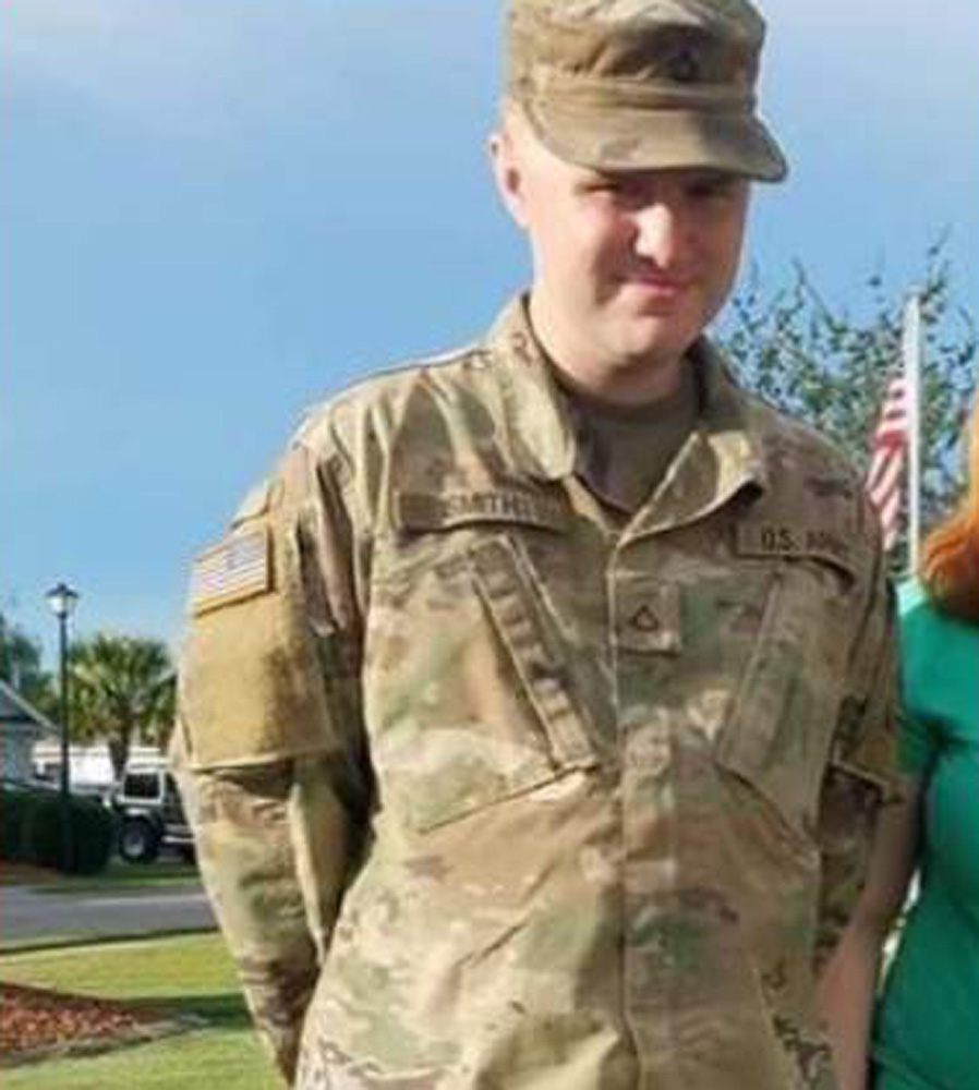 　　圖：美國陸軍一等兵史密斯涉嫌在網上分享製作炸彈被捕\網絡圖片