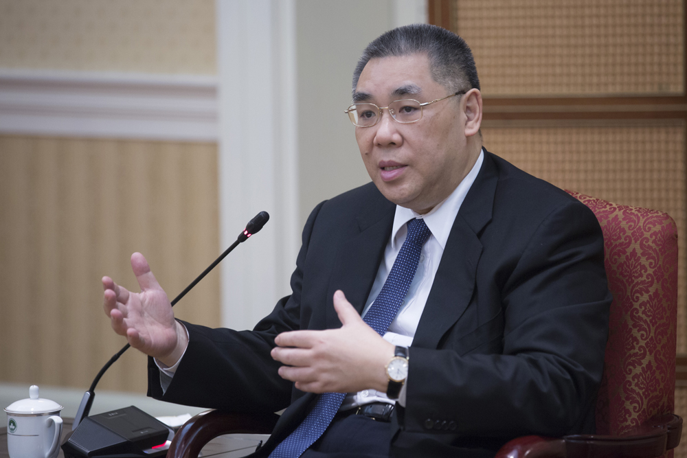 　　圖：澳門回歸祖國20周年前夕，澳門特區行政長官崔世安受訪表示，愛國愛澳已從一種民間情懷轉化成為全社會的核心價值\中新社