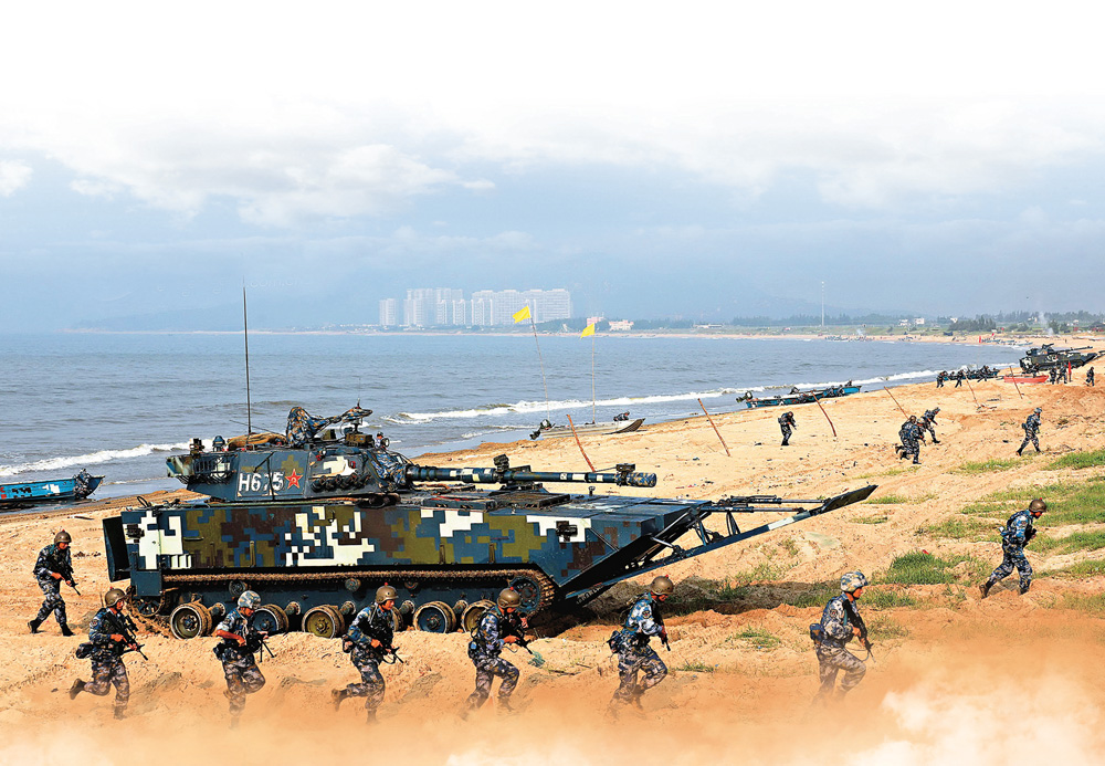 　　圖：今年8月，海軍陸戰隊在廣東西部進行演練，陸戰隊員在05式突擊車支援下突擊搶灘\資料圖片