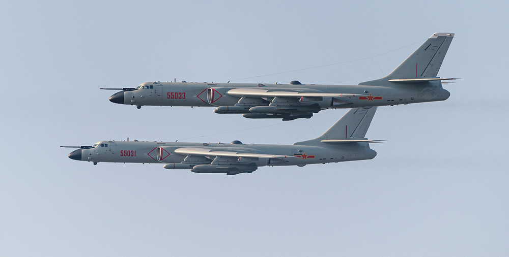 　　圖：去年國慶閱兵中登場的轟-6N\網絡圖片