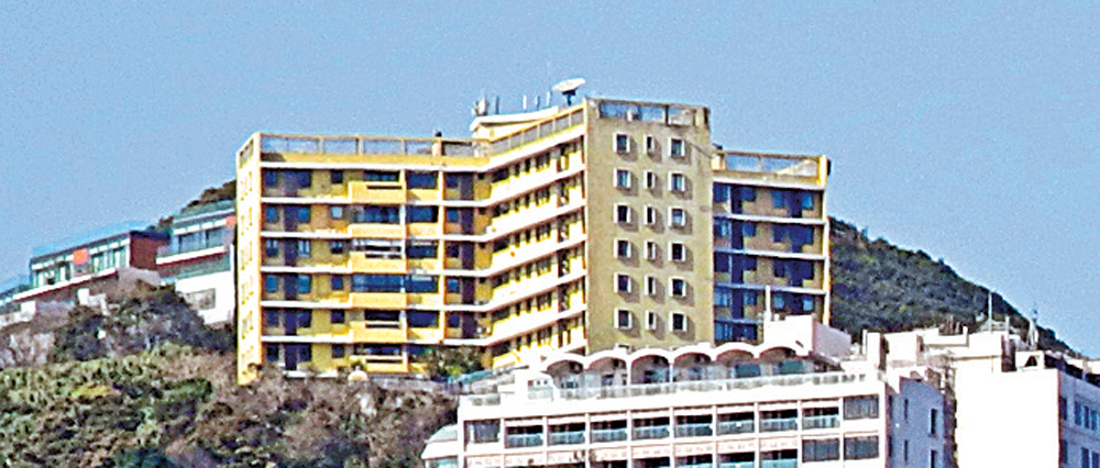 　　圖：七重天大廈低層C室原開價1.1億元放售，最後大劈逾13%或1500萬元獲承接