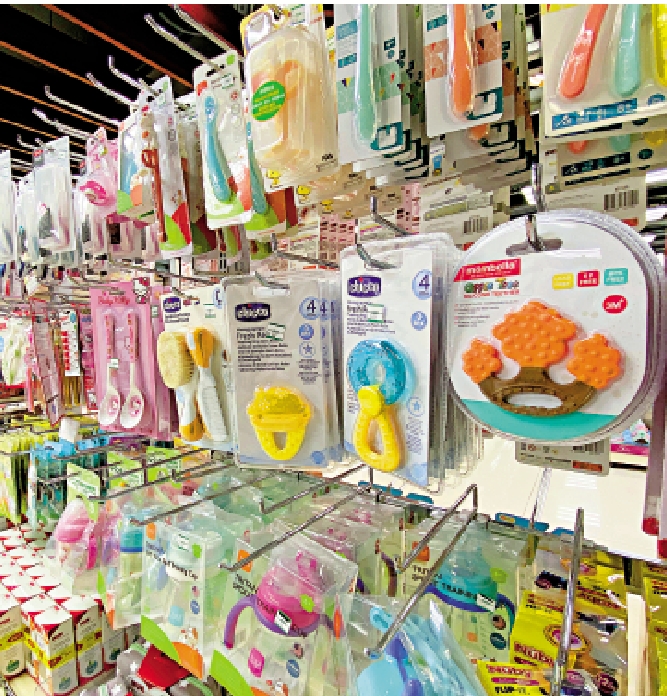 　　圖：消委會測試市面20款嬰兒牙膠，新手爸媽特別留意\大公報記者文澔攝