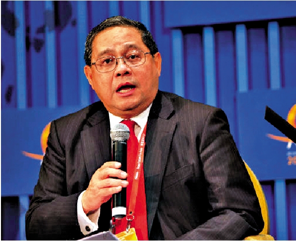 　　圖：利豐董事局榮譽主席馮國經