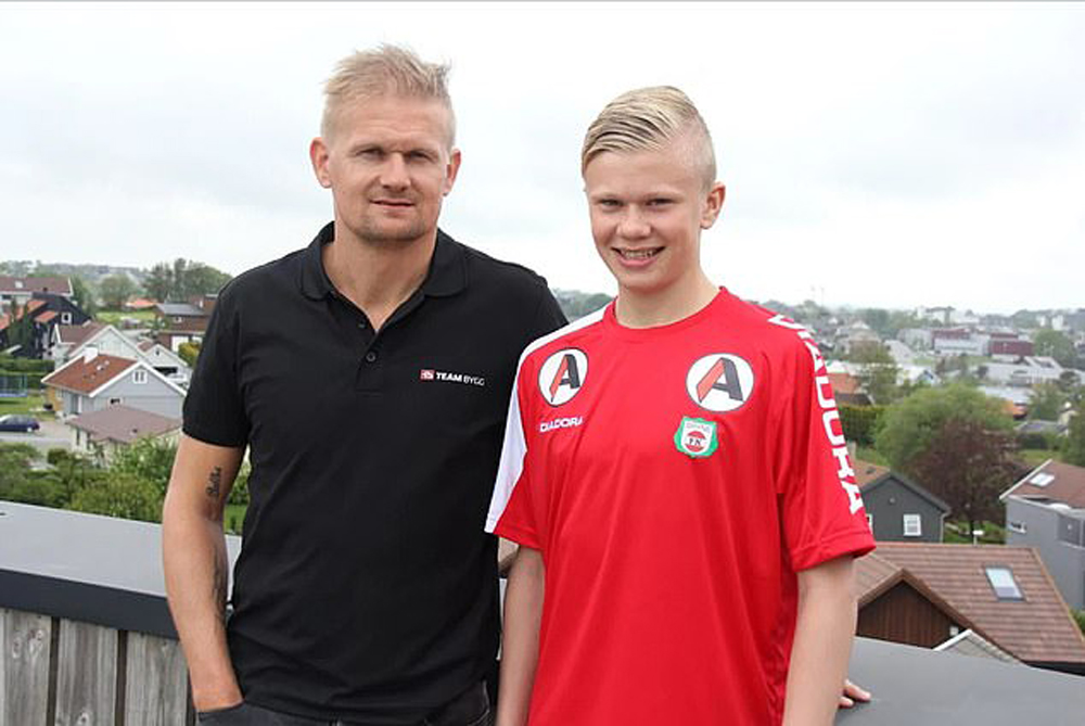 　　圖：艾寧夏蘭特（右）與父親恩治夏蘭特