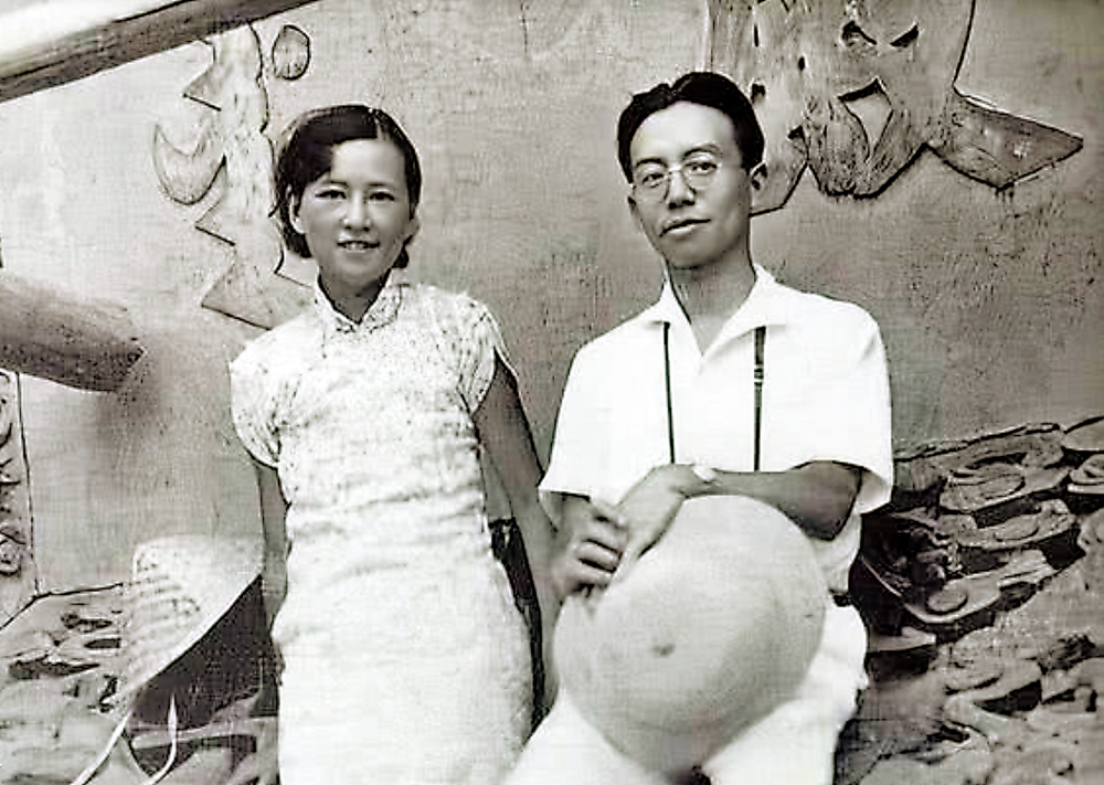 　　圖：一九三六年梁思成和林徽因在北京考察古建築\資料圖片