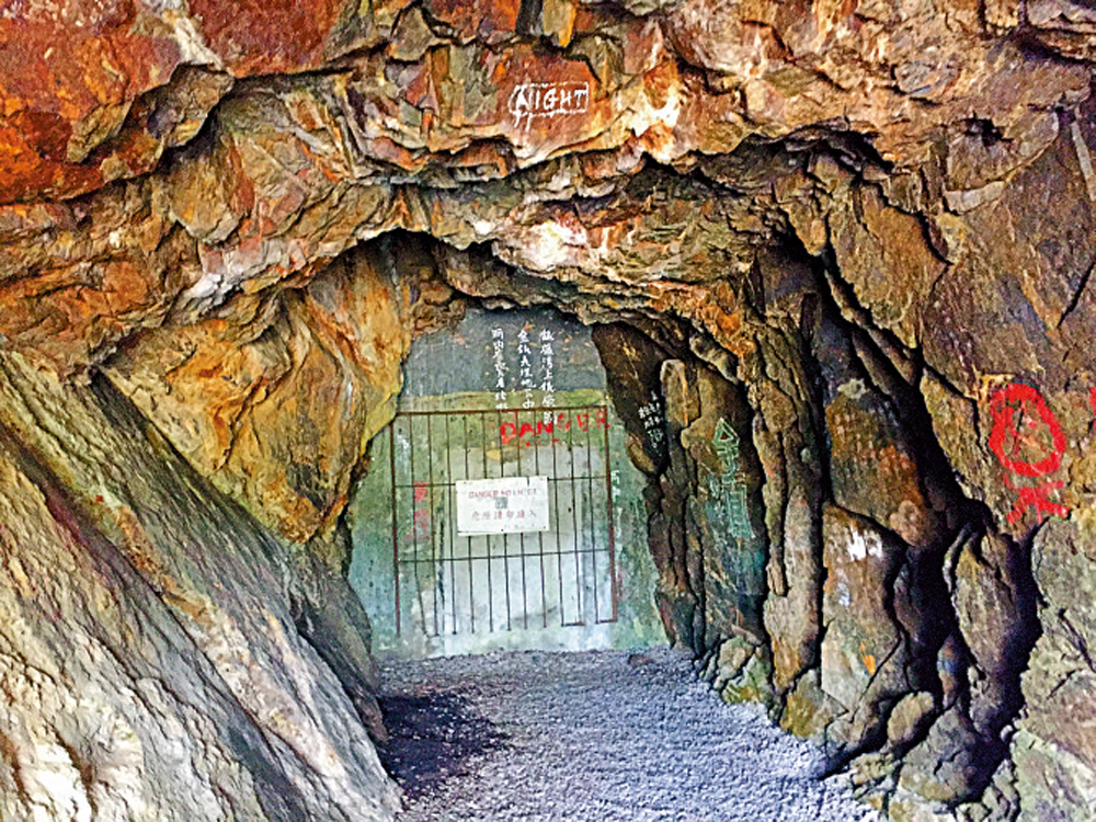 　　圖：銀礦洞僅存十餘米開放