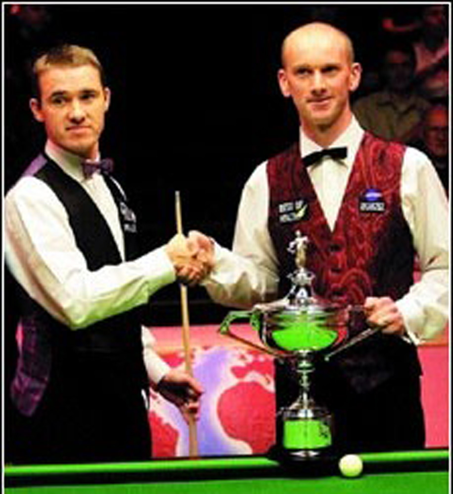 　　圖：艾比頓（右）當年力克亨特利奪冠/網上圖片