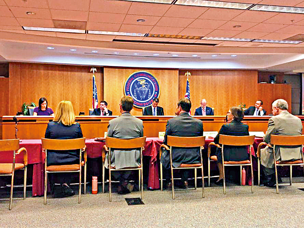 　　圖：米爾格羅姆等專家為FCC設計了新拍賣形式\網絡圖片